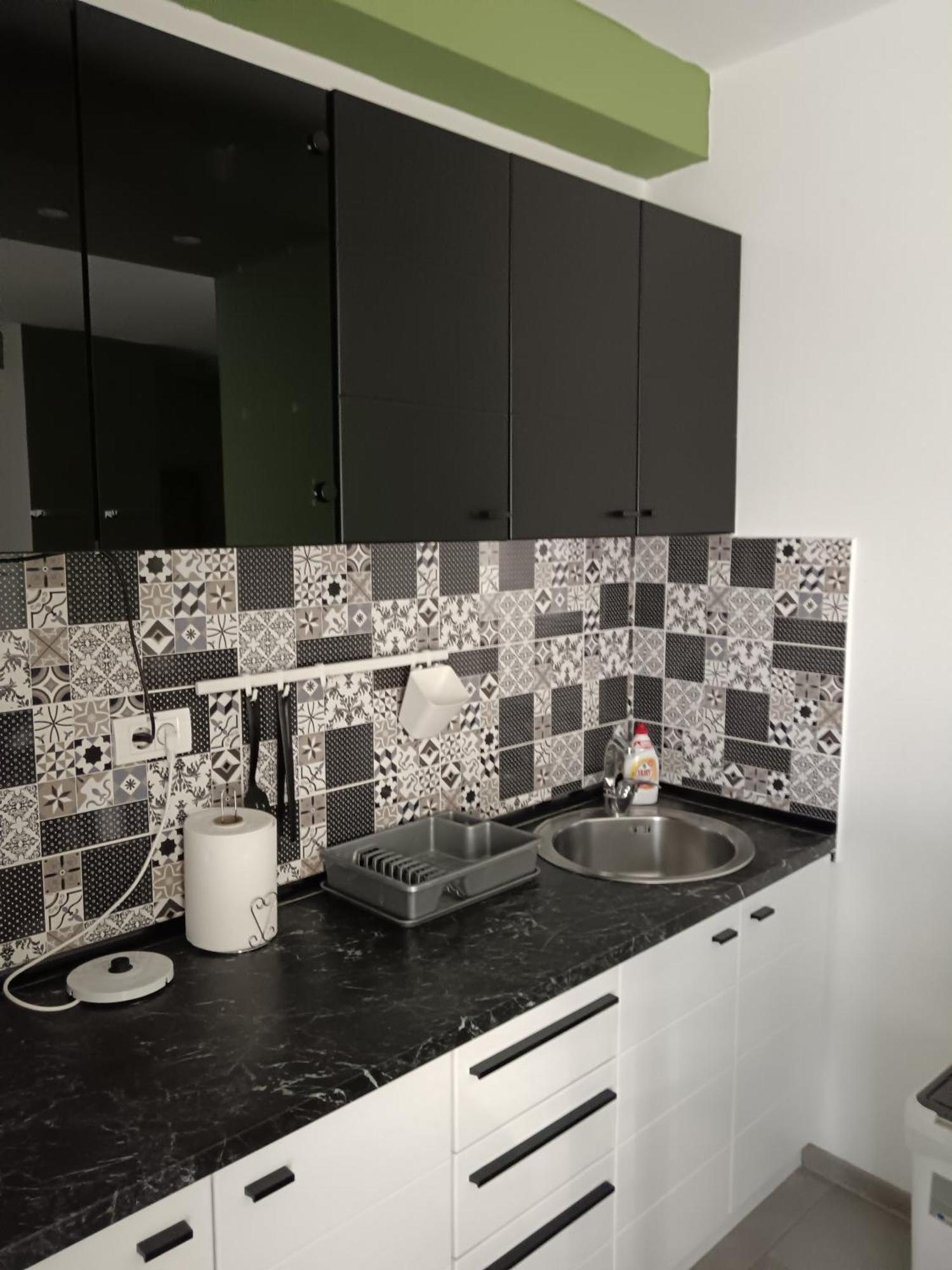 סומבור Apartman Petres מראה חיצוני תמונה