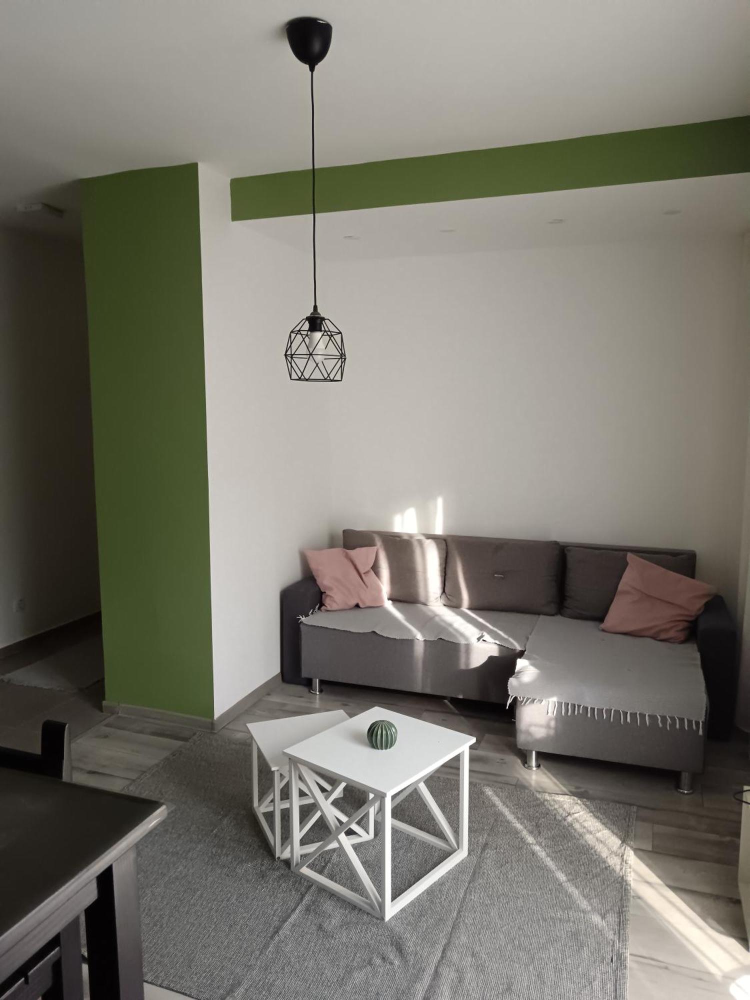 סומבור Apartman Petres מראה חיצוני תמונה