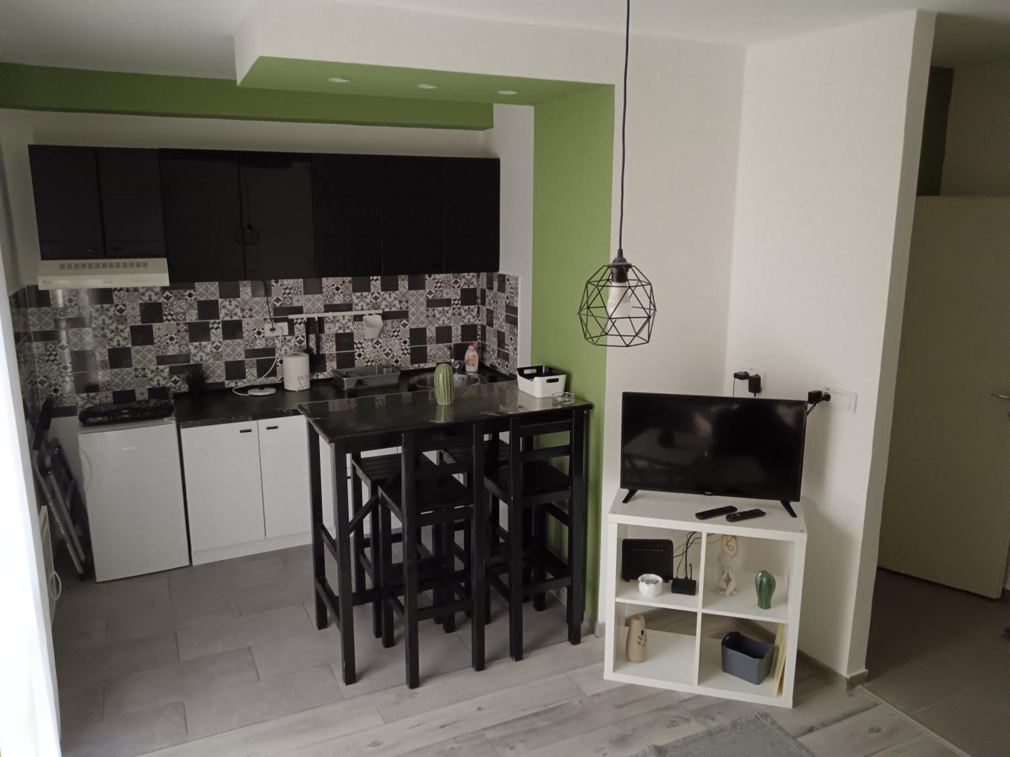 סומבור Apartman Petres מראה חיצוני תמונה